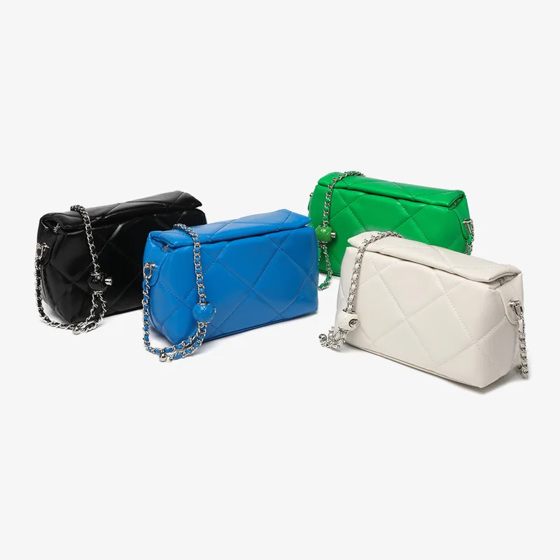 

Paparazzi elegant women shoulder bags pvc metal chain for female 2022 summer trend evenning Lingge Crossbody bag accessories