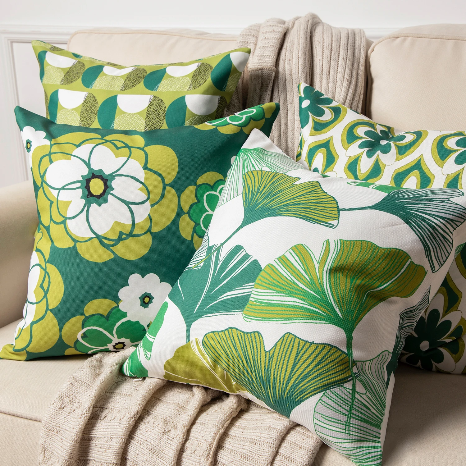 

Vintage and Classic Series Decorative Throw Pillow Cover, New Living Series Decoractive Printed Throw Pillow Covers, Set Of 4 /2