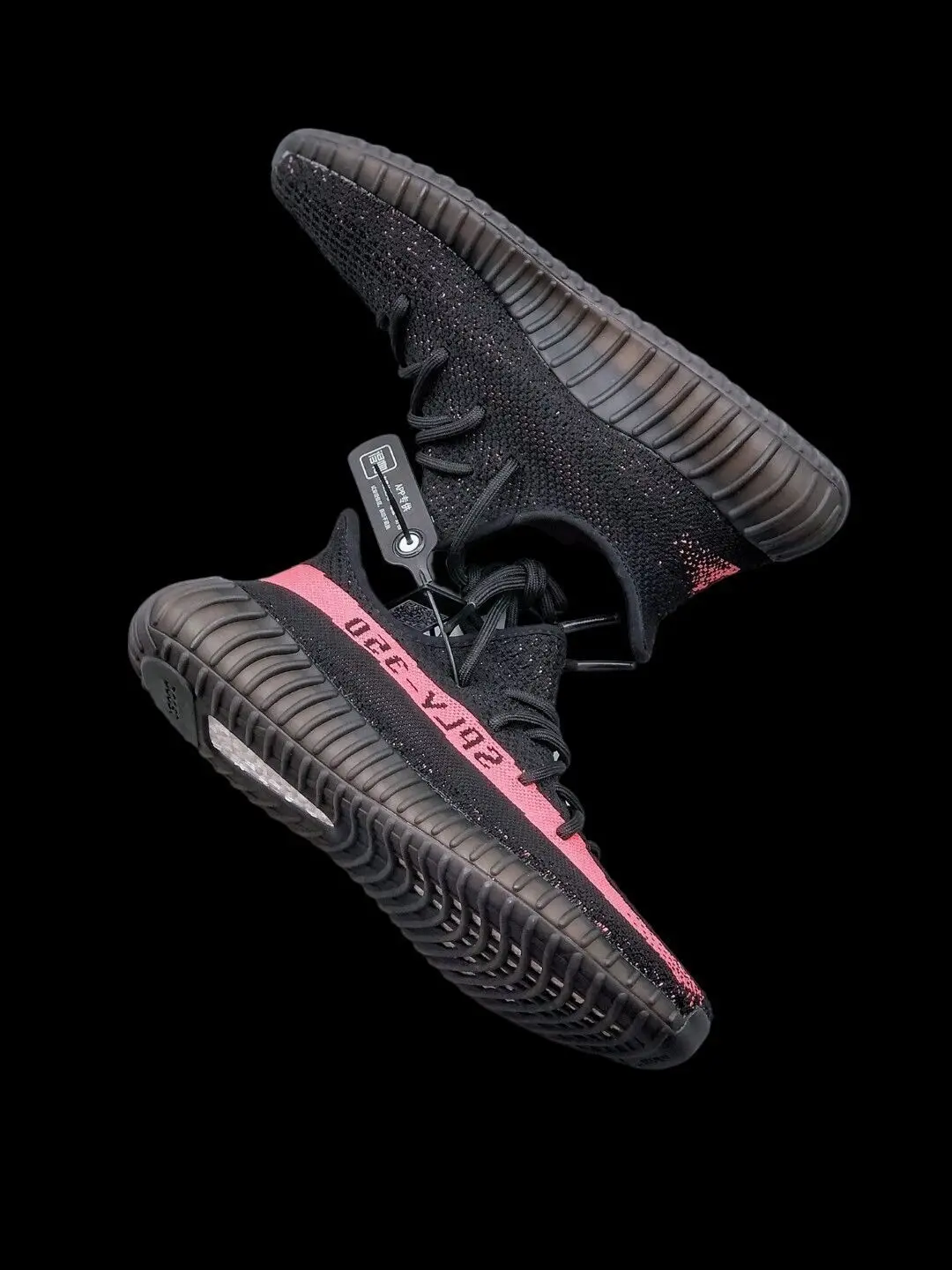 Кроссовки Yeezy Boost 350 V2 черные в соотношении 1:1