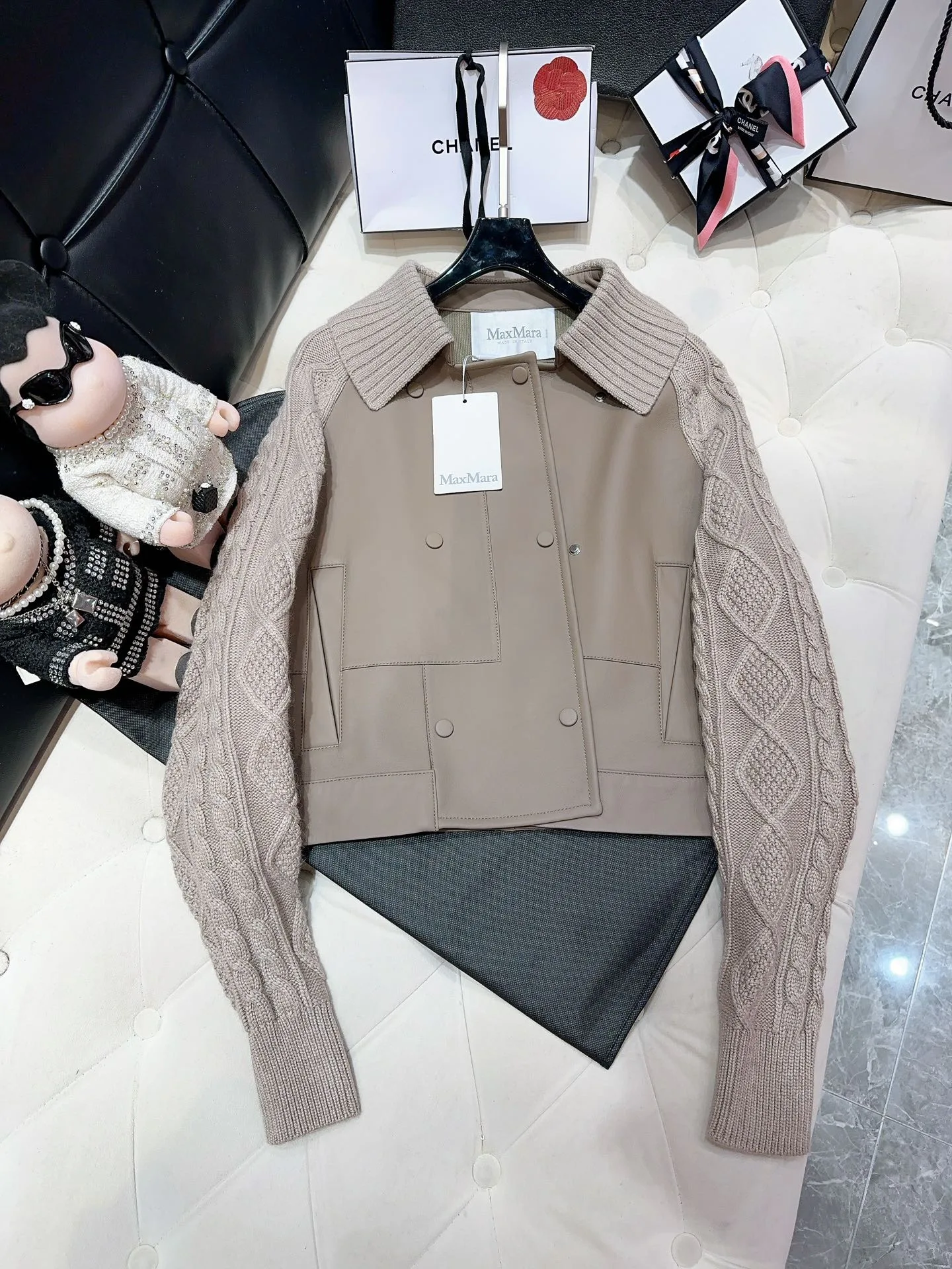 Женская куртка Max Mara |