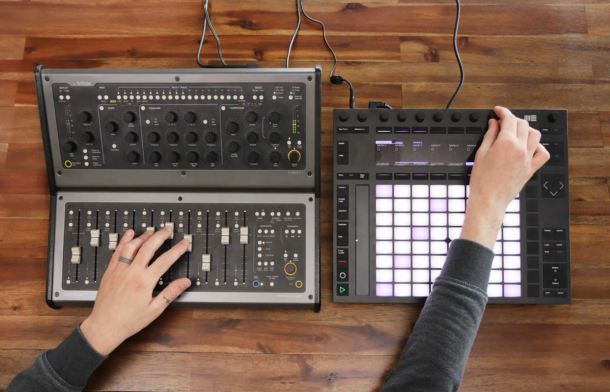 

100% OFFICIAL Softube Console 1 MKII and Fader Bundle