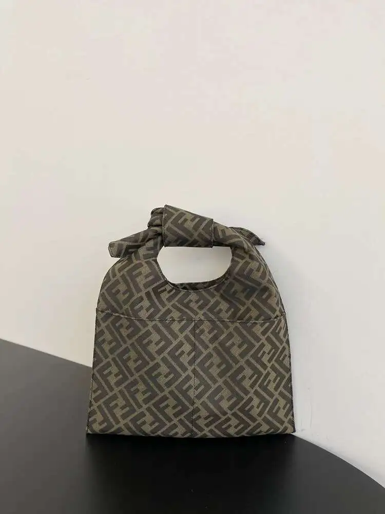 точная копия 1:1 Стиль Fendi Новая Старая Цветочная Сто Сумок На Плечо Пригородная