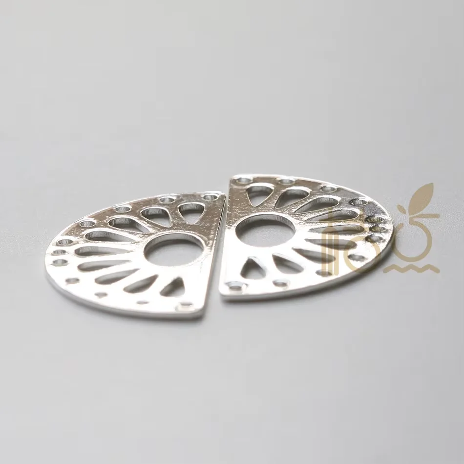 

Необработанная латунная заготовка полукругом 30x18 мм