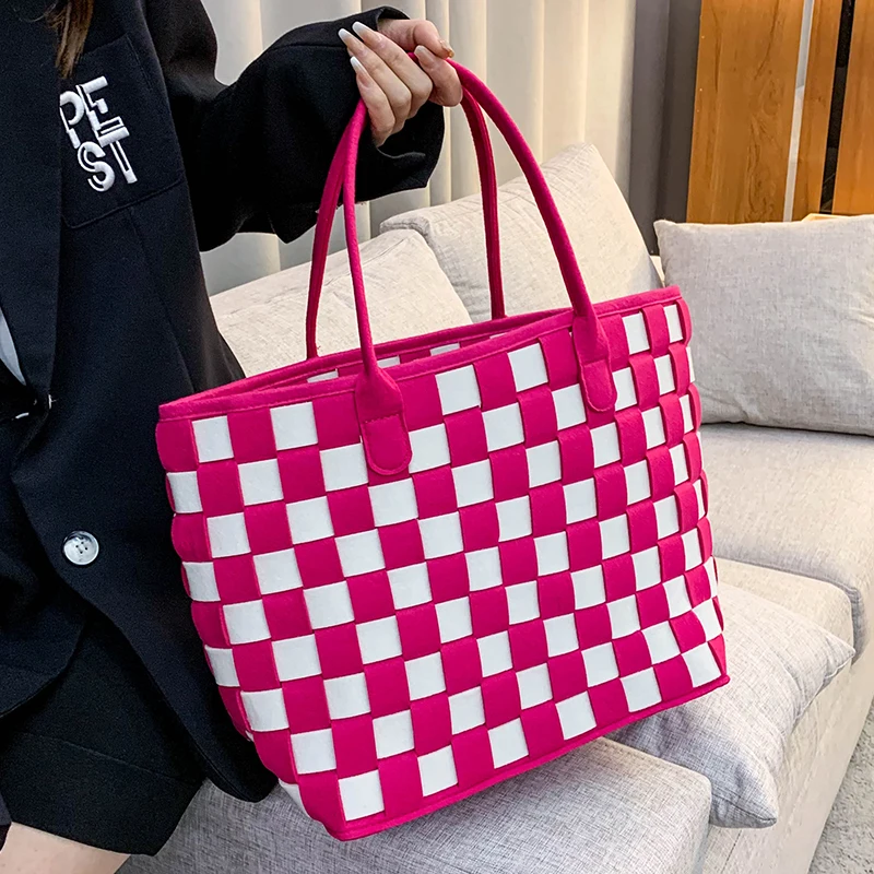 

2022 New Woven Woolen Brand Large-Capacity Plaid All-Match Western-Style High-Quality Texture Women'S One-Shoulder Tote Handbag