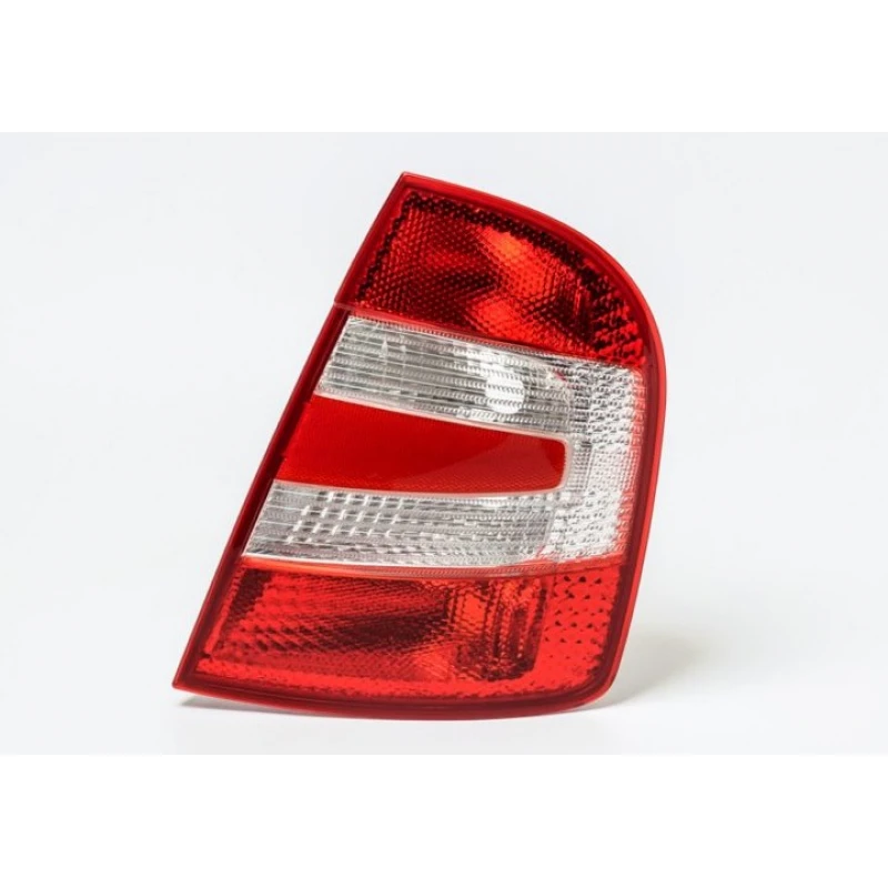 Фонарь skoda fabia 2. Фонарь задний фабия. Шкода фабия задние фары. Крышка заднего фонаря шкода фабия 2003 года. 5j6945111.