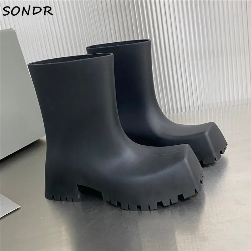 

2022 Designer Thick Sole Rain Boots Women Fashion Square Toe Platform Ankle Boots Women Luxury Brand Slip On Casual Women Shoes