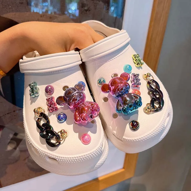 

16PCS/Set 3D Cartoon Bear Brand Designer Croc Charms Accessories Bling Rhinestone Girl Gift For Clog Shoe Decoration DIY