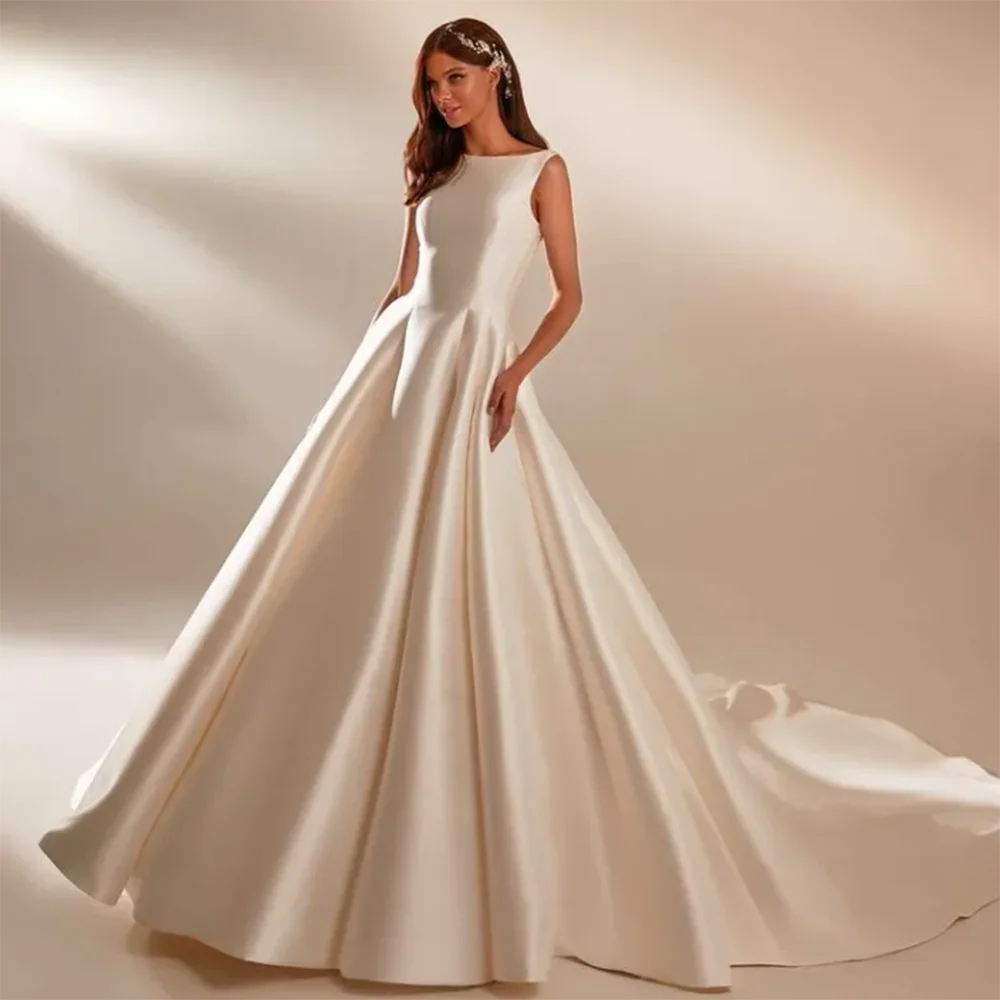 

Ohmmayby Ivory Sleeveless Wedding Dresses Applique Boat Neck Satin A Line Backless Long Train Bridal Gown Vestido De Noiva