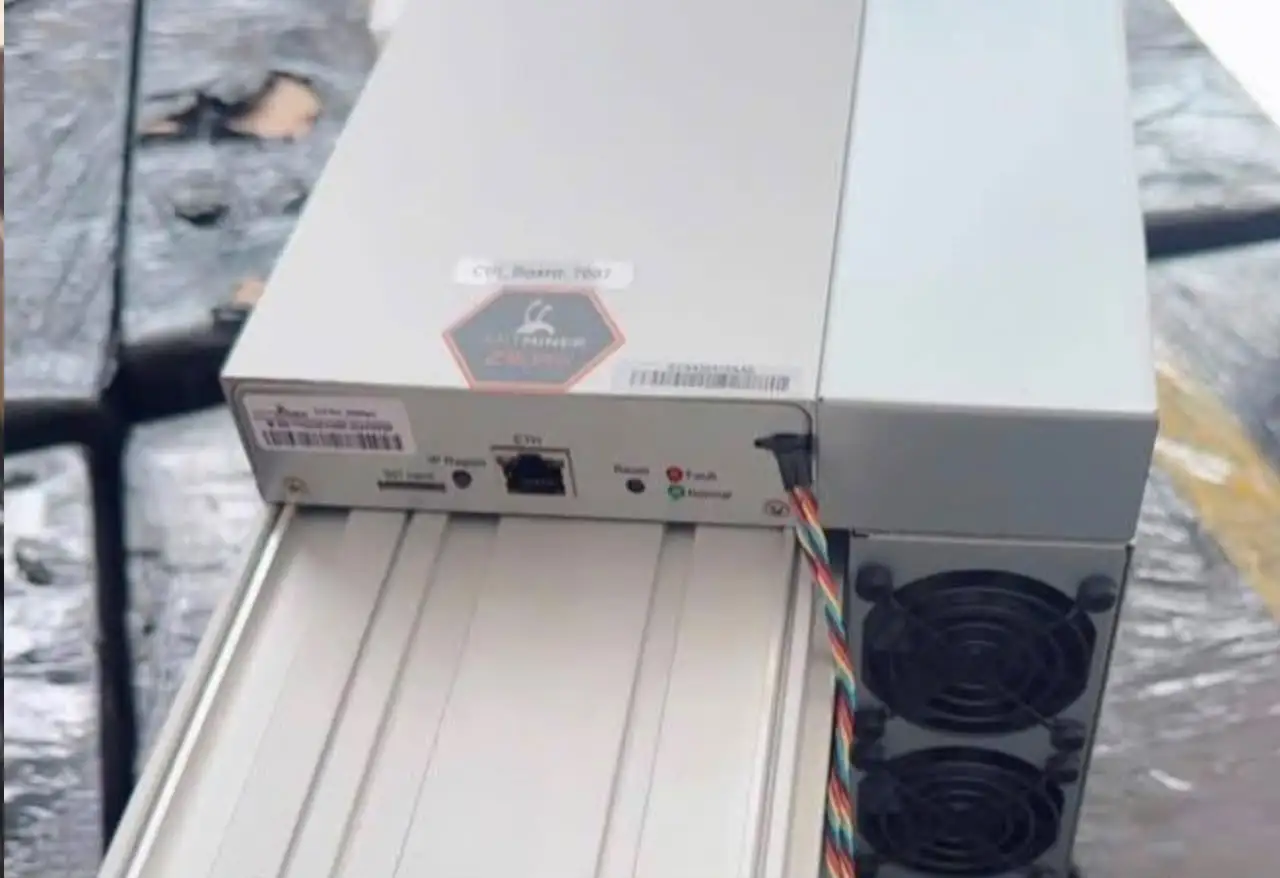 Фото ПРЕМИУМ-предложение Antminer Z15 Pro: Характеристики, настройка, сравнение и прибыльность - CryptoMinerBros №1