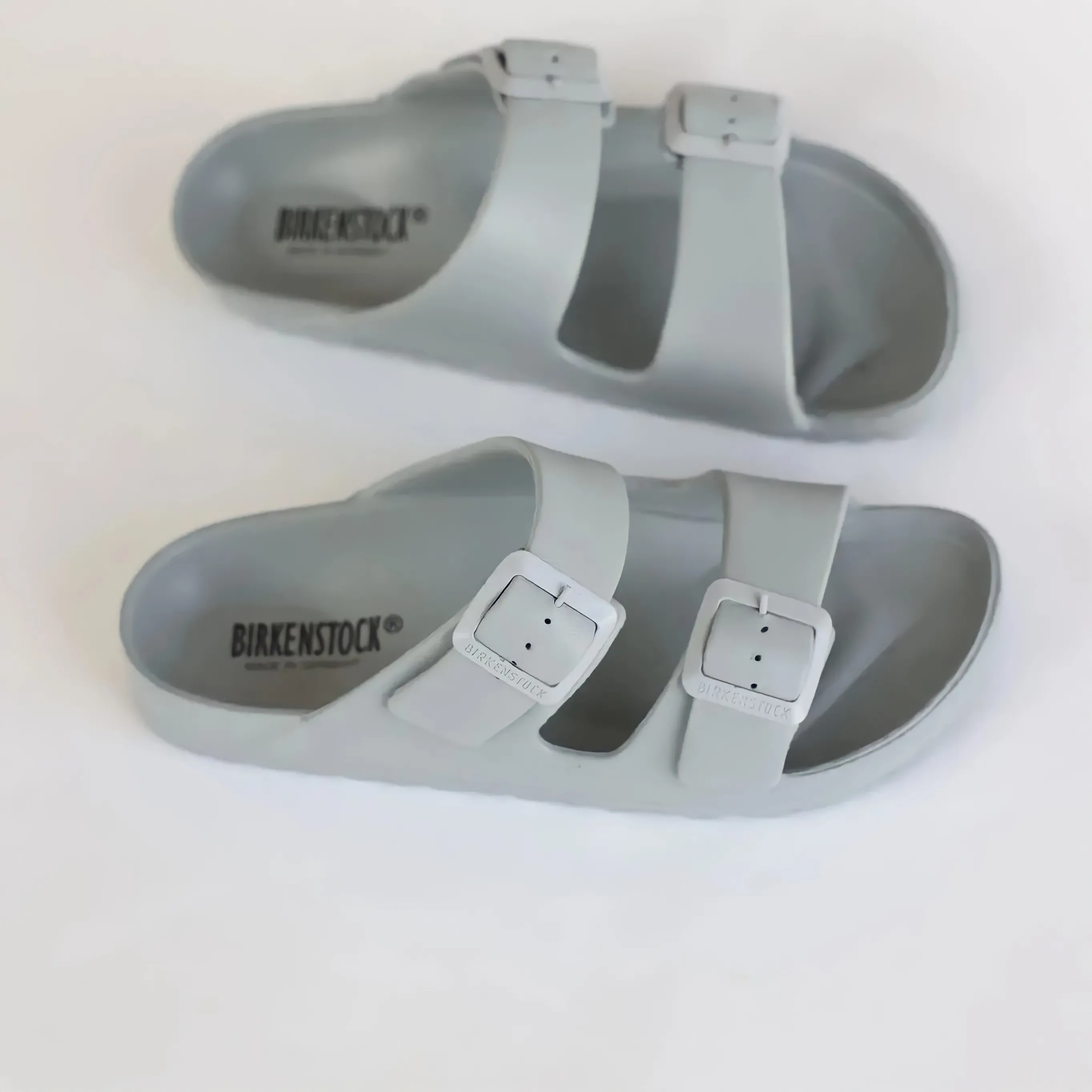 

2022 Fashion Men/Women Slippers, 1st Quality Non-Slip Sole, Useful, Comfortable Summer Slippers