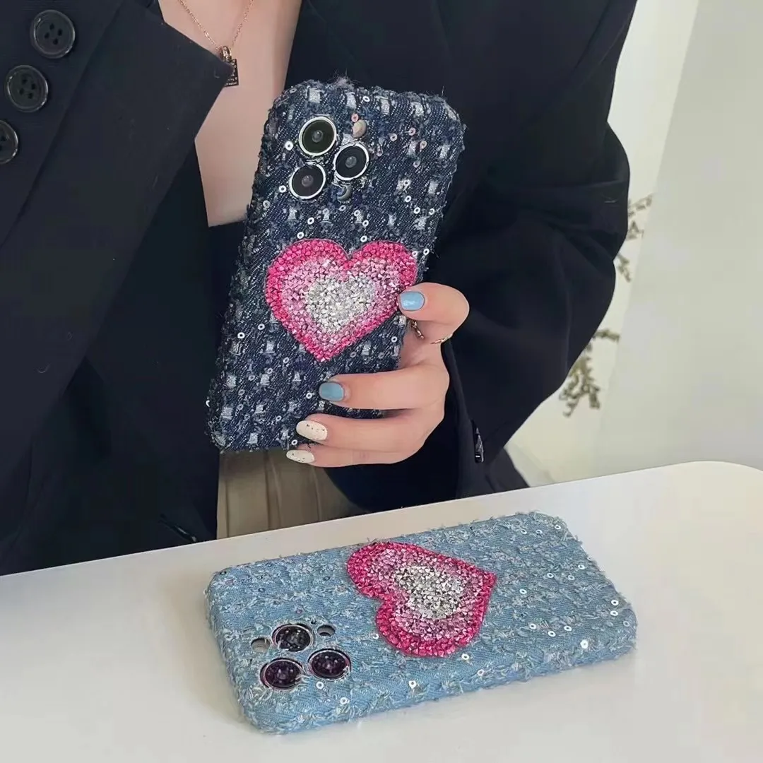 

Love Heart Winter Fur Phone Case For Iphone 14 13 12 11 Pro Max 7Plus 8P X XR Xsmax Back Cover 14Plus Shockproof Casing
