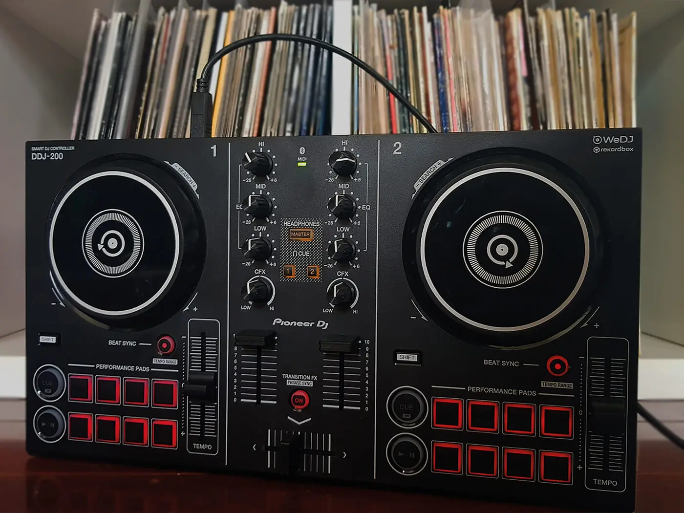 

Low Energy Consumption Pioneer DJ DDJ-200