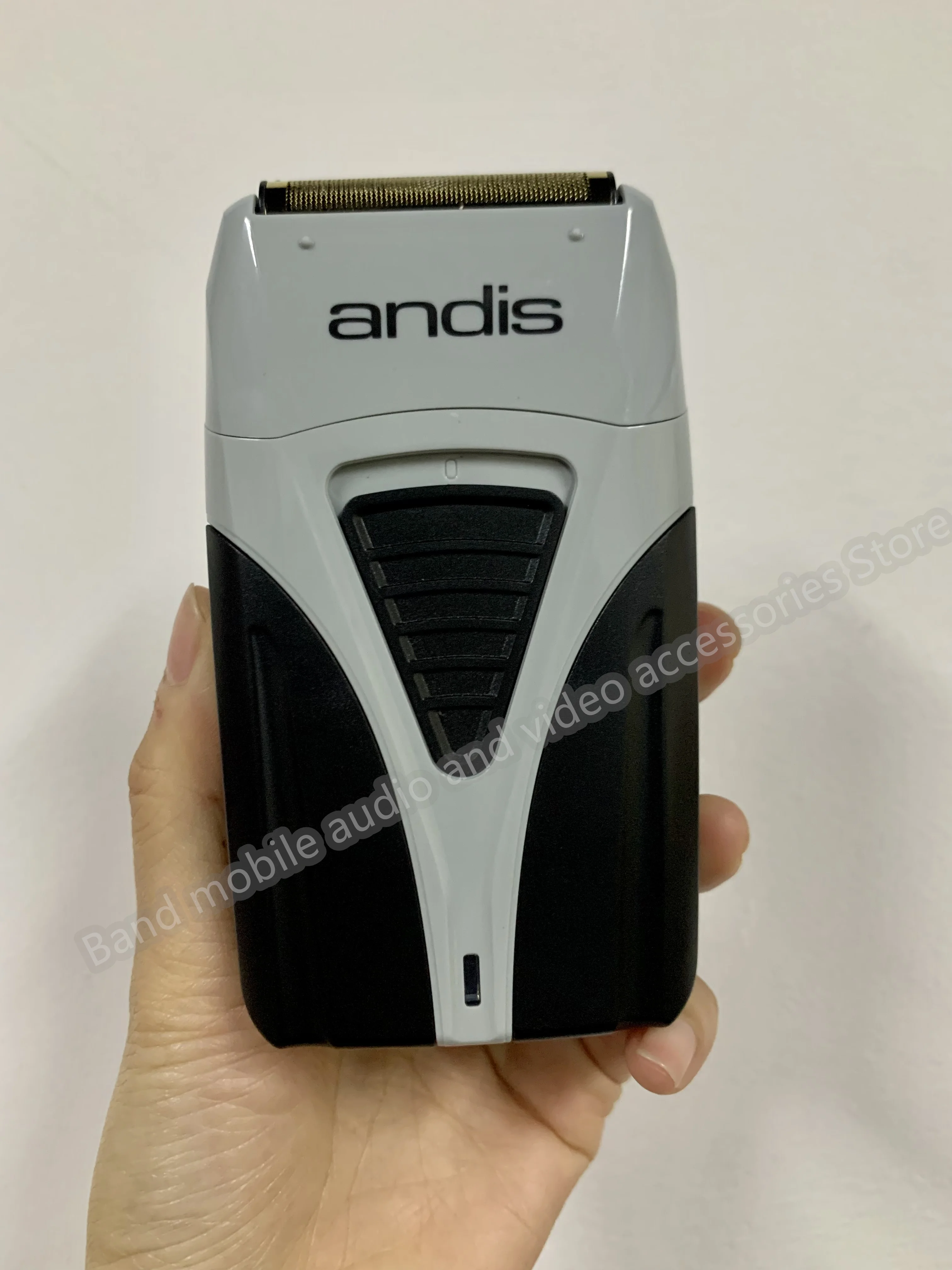 Фото Бритва из титановой фольги ANDIS Lithium Plus 17200/17225 с турбонаддувом, беспроводная оригинальная Мужская машинка для стрижки волос, поставка №5