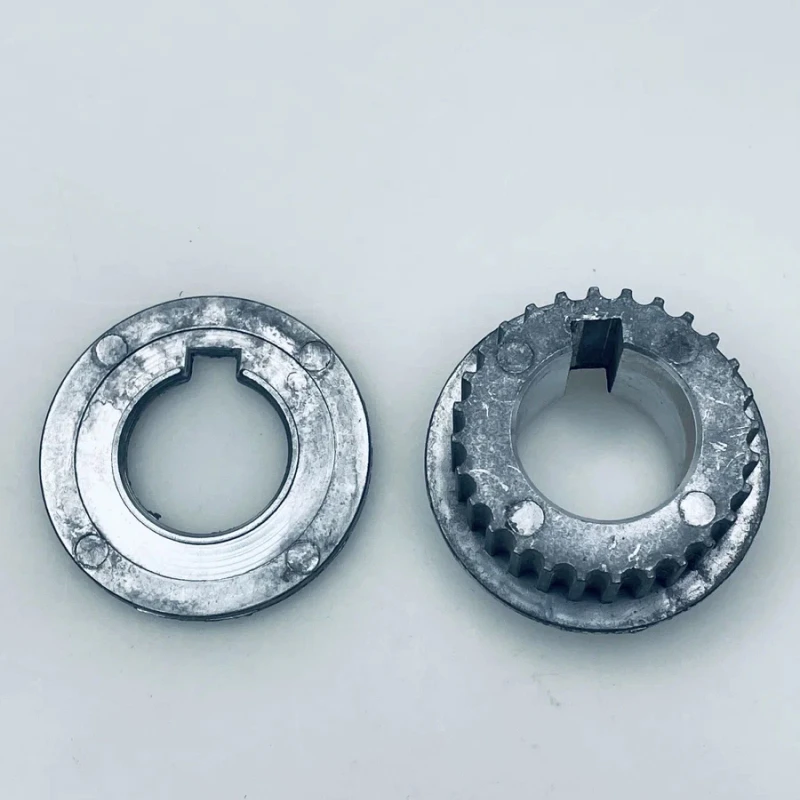 шкив ремня привода шнека, большой sj-039. шкив привода хода снегоуборщика huter 4800. шкив привода шнека (большой) для снегоуборщика champion st-1170bs. шкив привода шнека снегоуборщика хутер 4800. шкив снегоуборщика huter 4100.