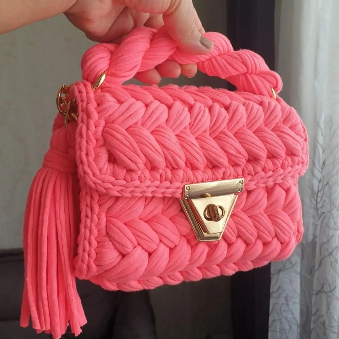 

Женская ручная вязка из чесаного хлопка с рисунком фисташки