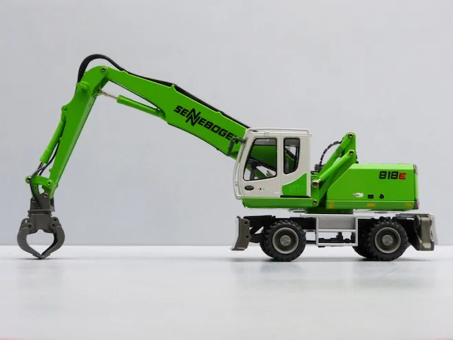 

Conrad 1:50 818E #2944/0 B84