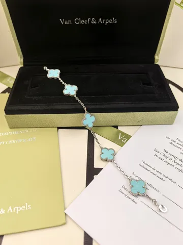 Ювелирные изделия Van Cleef & Arpels