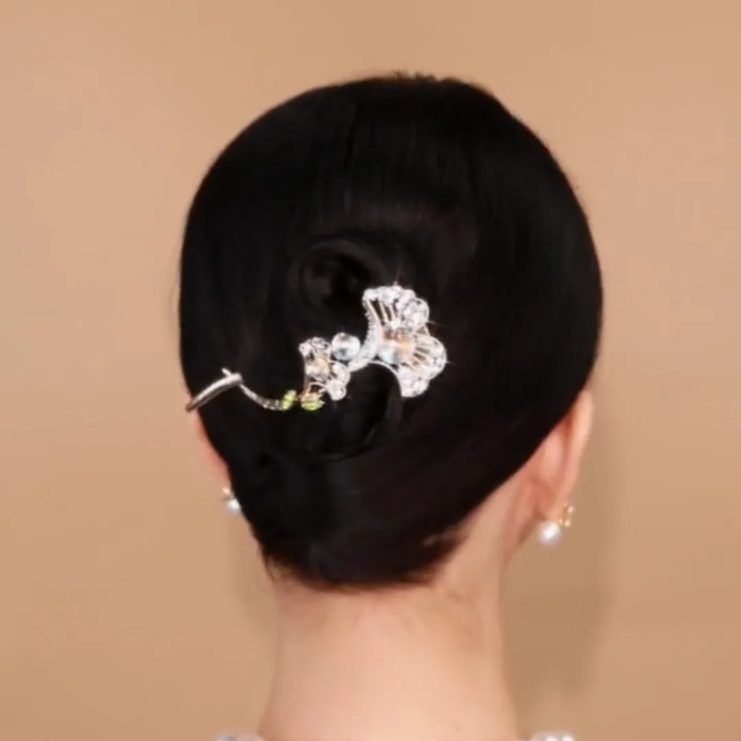 Delicate and Elegant Scalloped Hair Clip Brass Alloy Inlaid Rhinestone Headdress OL Lady Hair Accessories Clips for Women