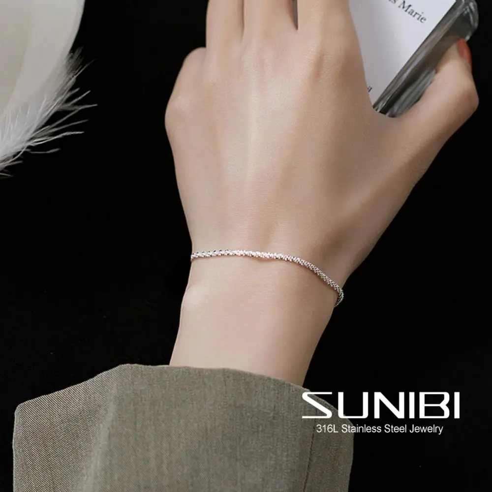 

Silver Plated Fashion Simple Shiny Stainless Steel Chain Bracelet for Women Minimalist Charm Bracelet Wedding Party Jewelry