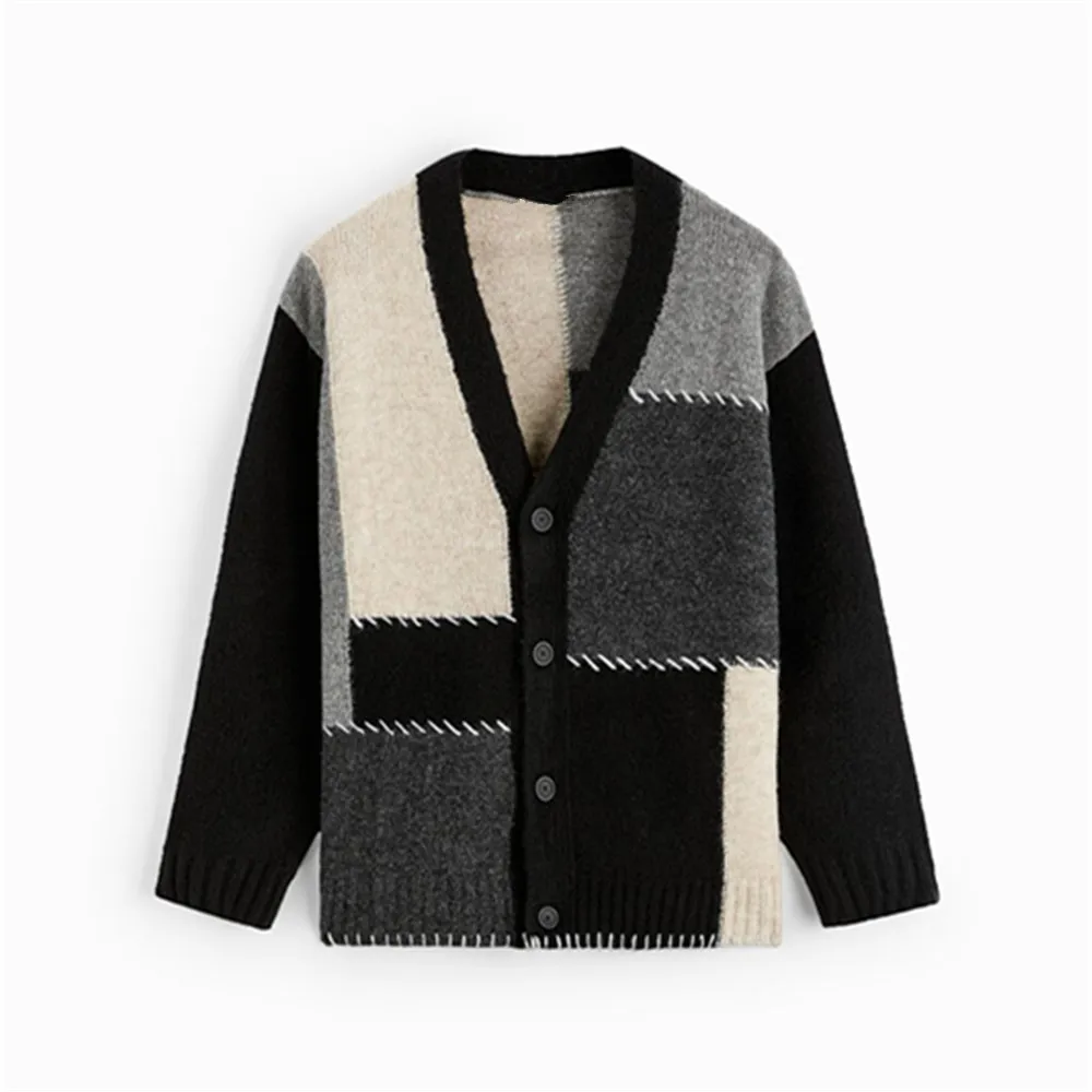 

PB&ZA autumn new men's casual temperament stitching V-neck long-sleeved loose knitted sweater cardigan 0048/305