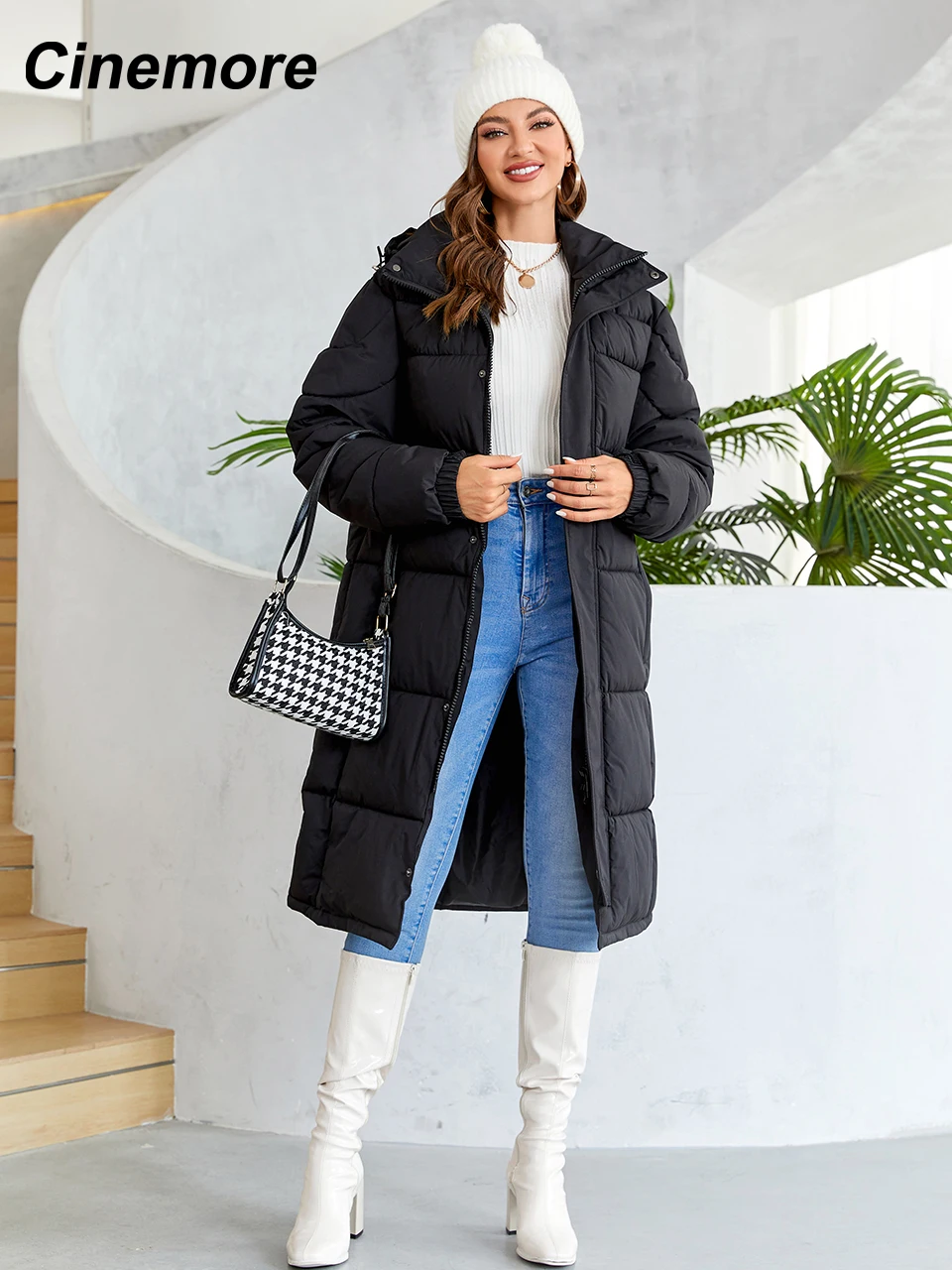 Женская зимняя парка с капюшоном Cinemore