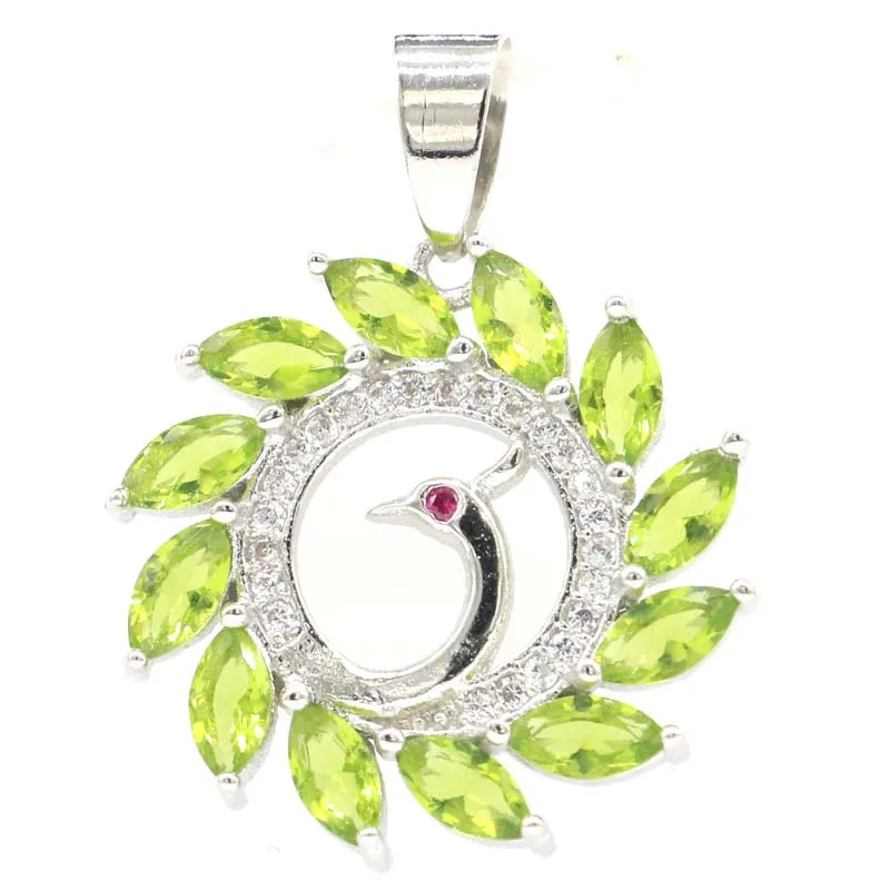 

28x23mm Classic Peacock Green Peridot Purple Spinel Garnet For Ladies Daily Wear 925 Silver Pendant
