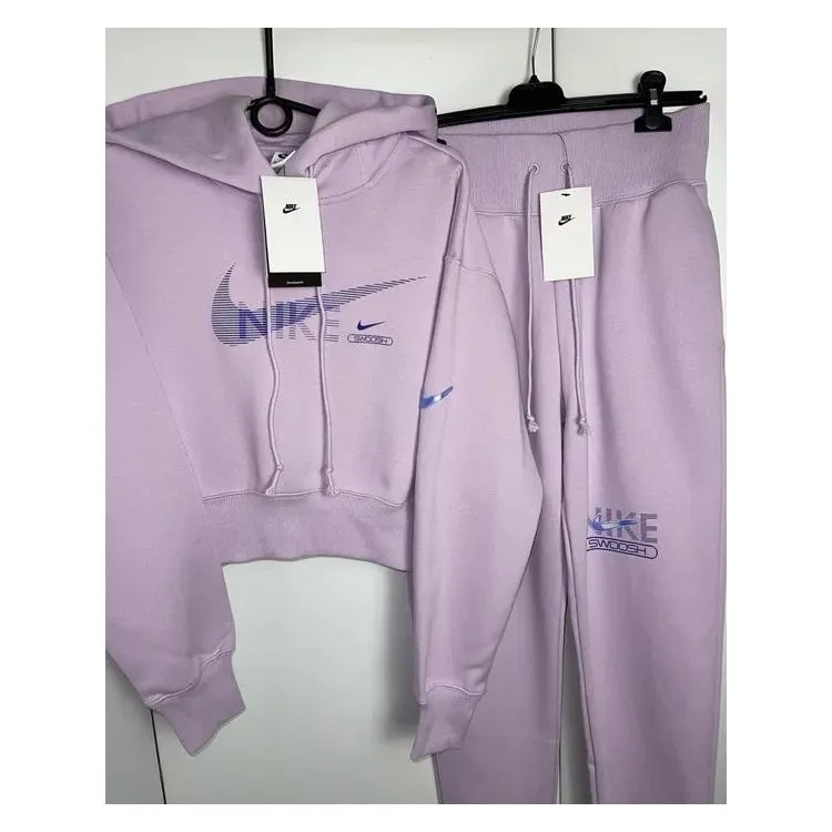 Рисунок 3 - Nike Спортивная одежда Swoosh Fleece