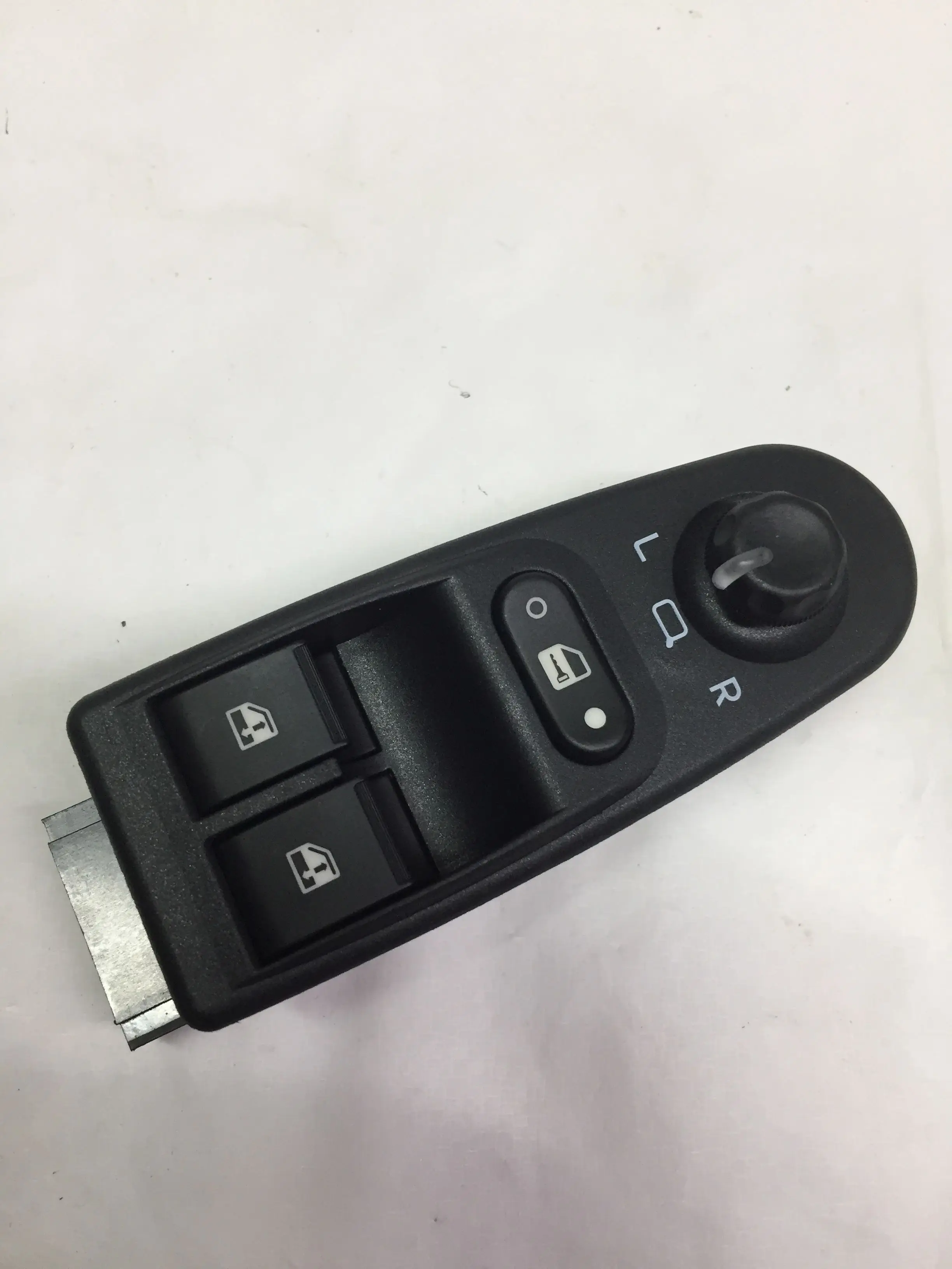 Блок управления стеклоподъемниками (2 кнопки) с управлением зеркалами и