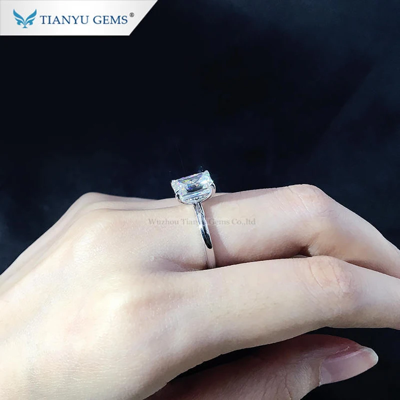 Tianyu Gems 8X7.5mm Criss Cut Moissanite D VVS Solitaire Diamond Rings 14k/18k White Gold Women Wedding Ring Custom Fine Jewelry