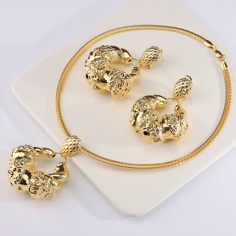 

Hoop Drop Earrings and Pendant For Women Dubai Big Luxury Gold Plated Jewelry Sets High Quality Copper for Wedding Party Gifts