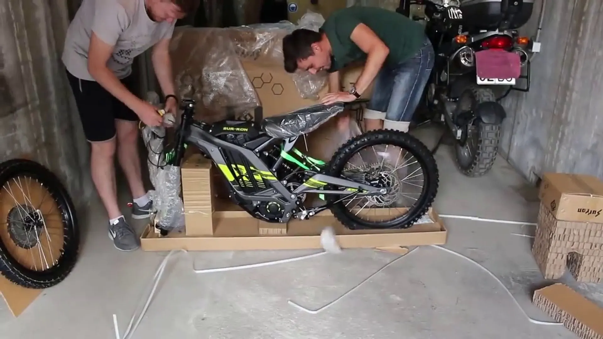 

BIG DISCOUNT SALES NEW Unboxing Electric Bike SUR-RON, 42% OFF