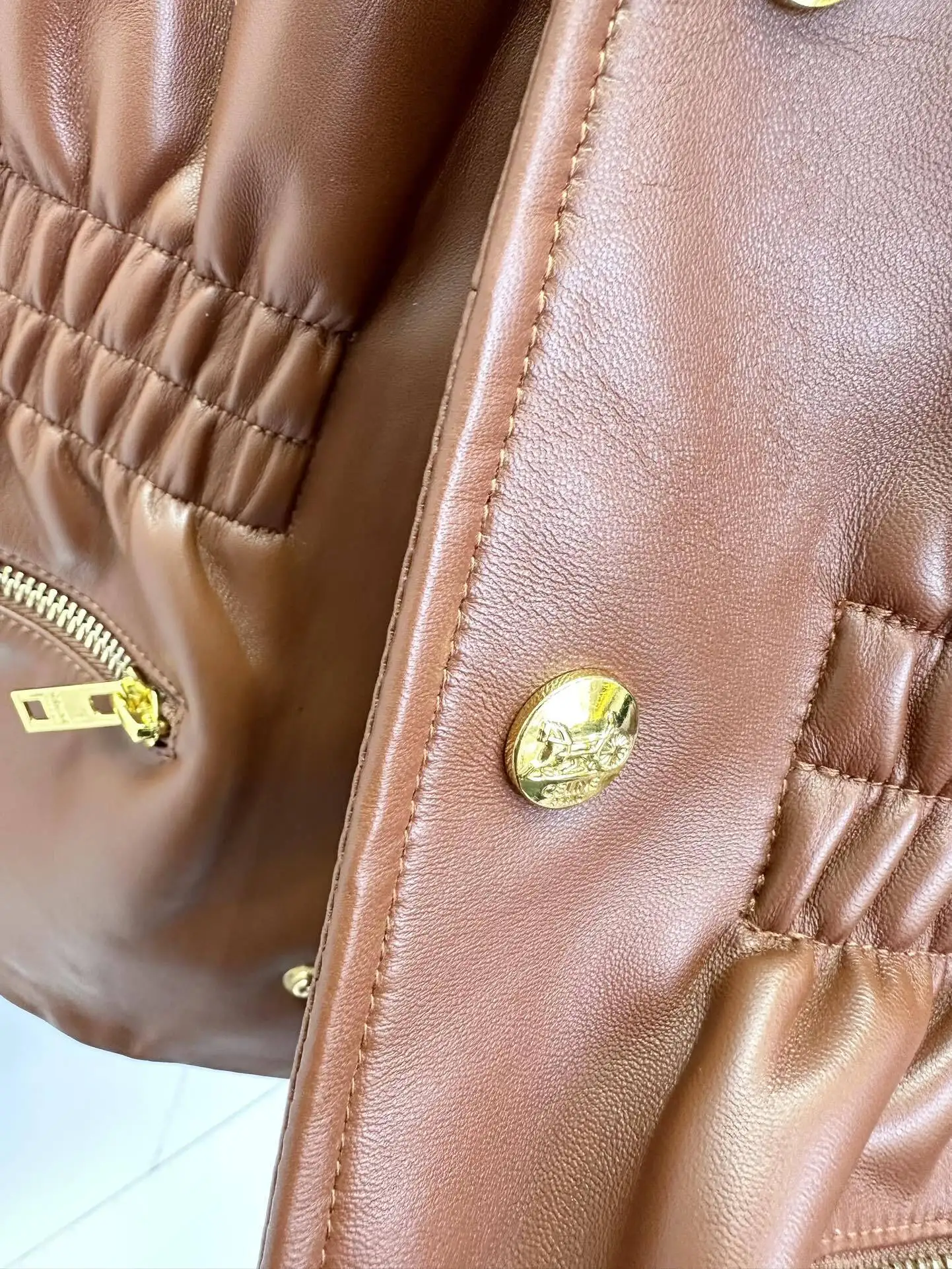 копия 1: 1 Прохладная Женская В Стиле CELINE Весенне-осенняя Из Кожи Мотоциклетная