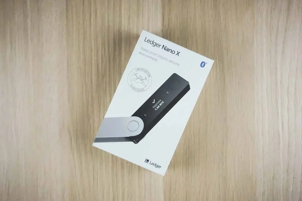 

New Original Ledger Nano X Wallet Cryptocurrency Secure Bitcoin Ethereum