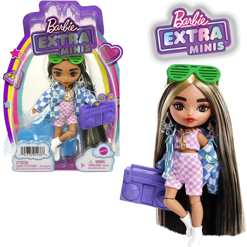 

Барби Экстра кукла мини № 2 (5,5 дюйма) в клетку модная и куртка из 2 частей, с кукольной подставкой и аксессуарами с затвором