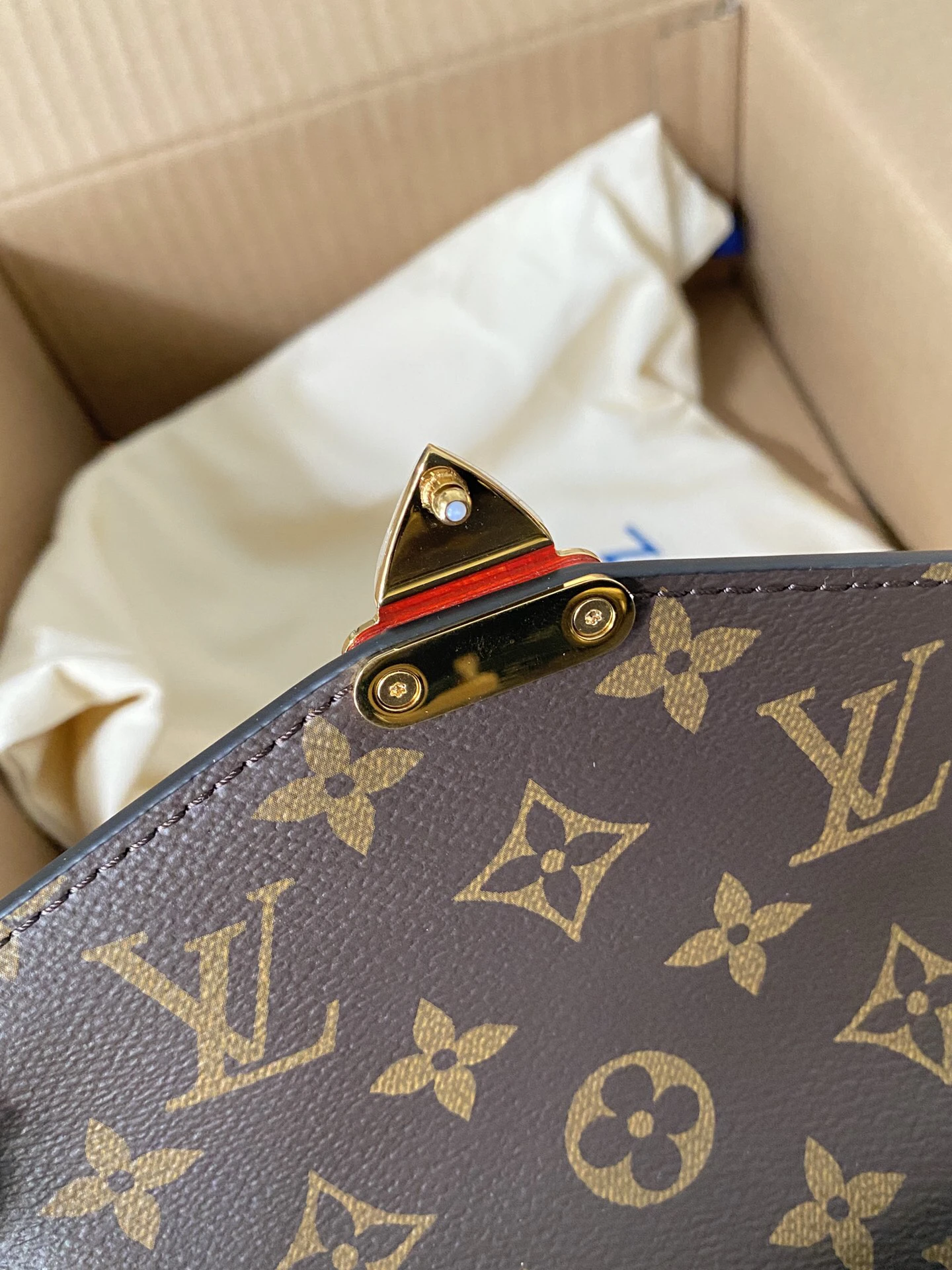 сумочка Высококачественные брендовые товары Качество и мастерство исполнения