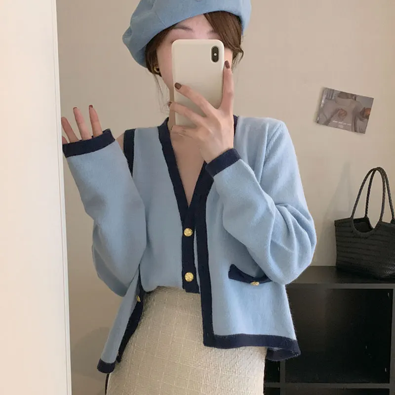 

Clothland Women Chic Baby Blue Two Piece Set Knitwear V Neck Sleeveless Camis Long Sleeve Cardigan Sweater Mujer TZ653