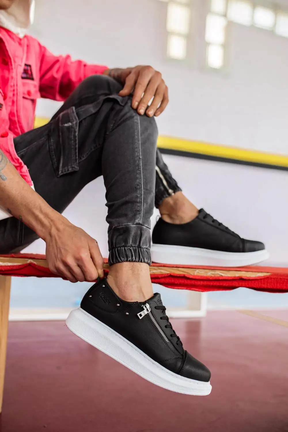 

555 мужская спортивная обувь, удобные Оригинальные качественные стильные современные модные ботинки 2023 Yung для веганов, Сделано в Турции