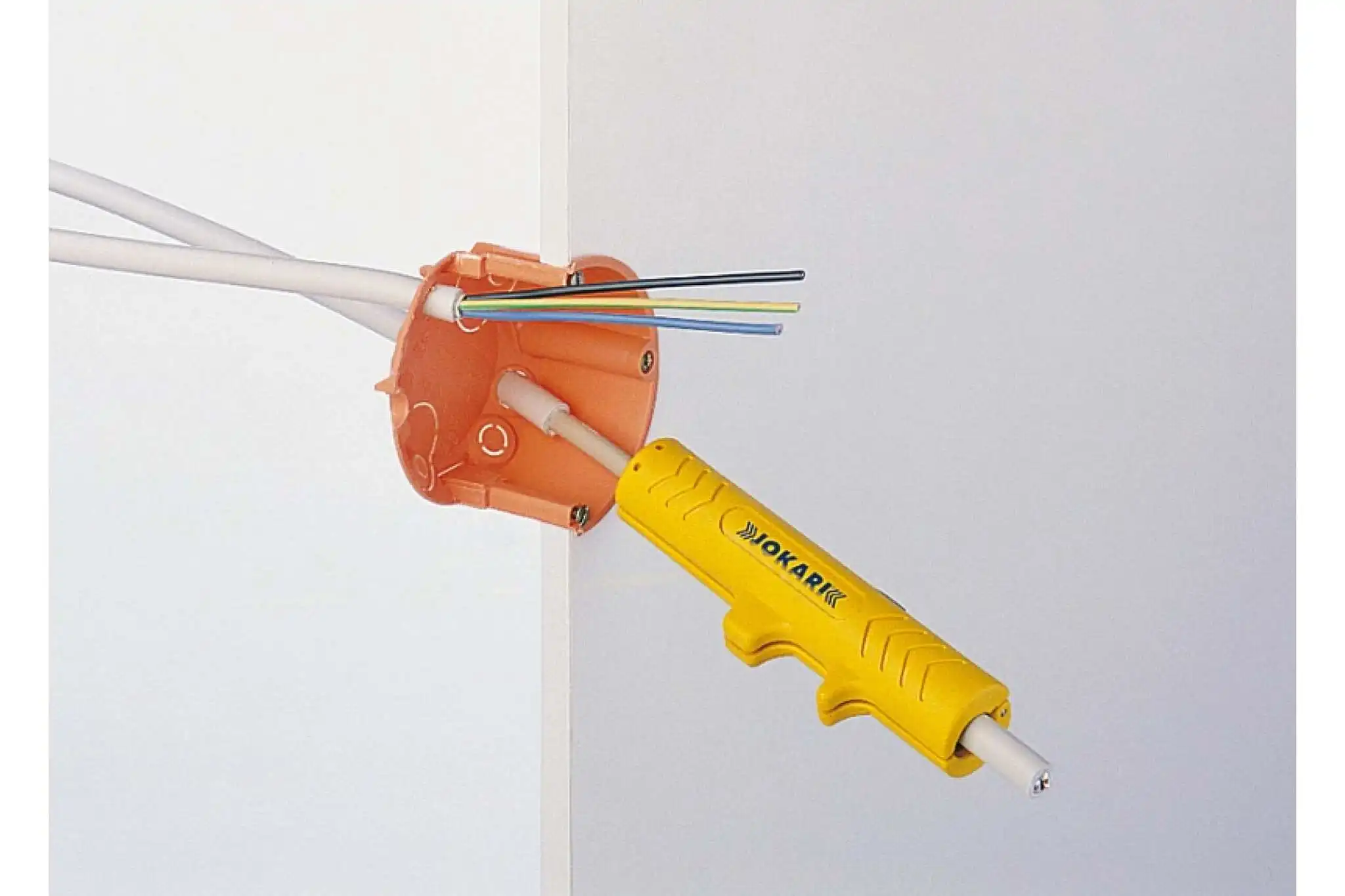 Стриппер 16 мм2. Станок для снятия изоляции с кабеля уси-2. Для очистки изоляции кабеля инструмент. Инструмент для снятия изоляции с витой пары utp/stp. Force набор обжимных клещей для зачистки проводов 5048.