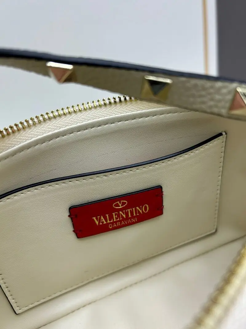 сумка через плечо в стиле Valentino 1 экземпляр 1: