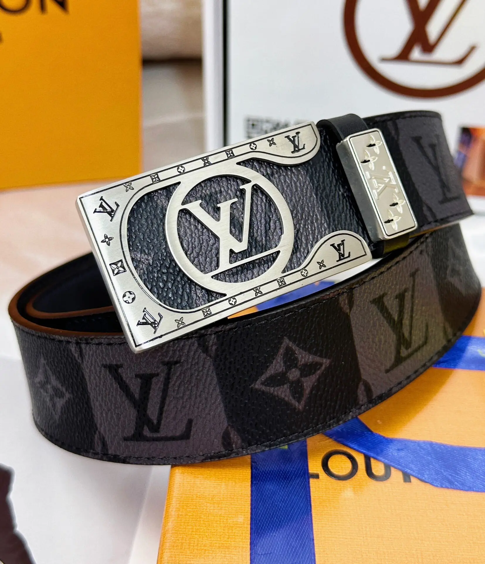 точная копия 1:1 Модный КлассичесКий С Полой Тонкой Пряжкой В Стиле Louis Vuitton Новый