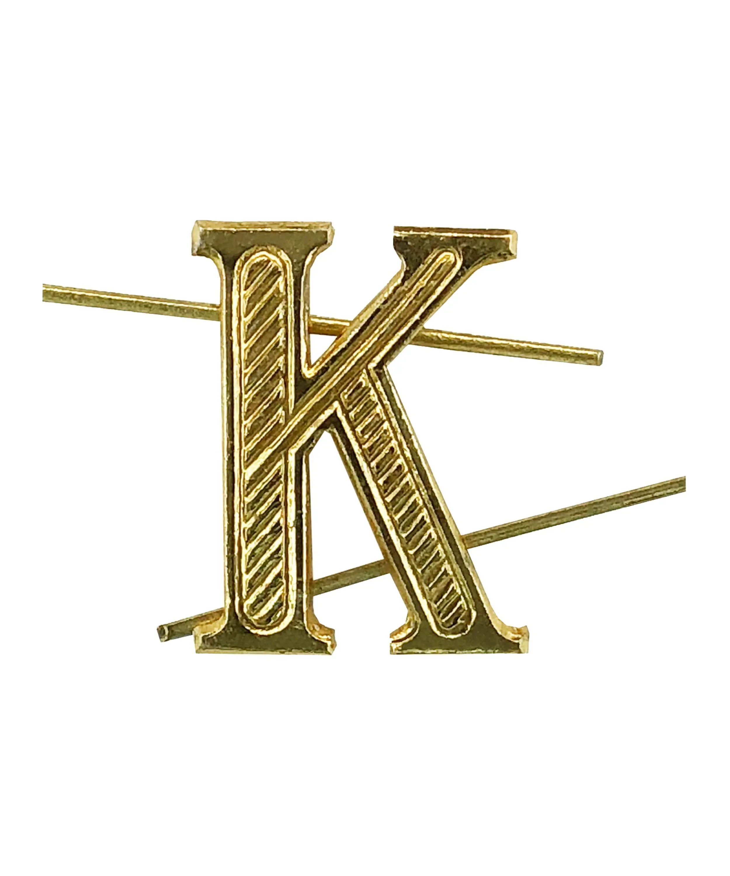 Как крепить букву к на погоны. Буква а. Буква к на погонах. Погон с буквой к. Буква на погоны металлическая