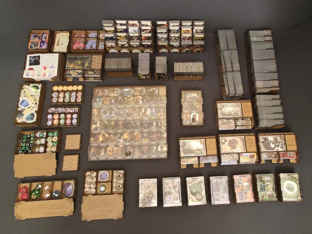 Древний ужас meeple house органайзер. Древний ужас раскладка. Органайзер для игры древний ужас. Органайзер для древнего ужаса. Eldritch horror органайзер.