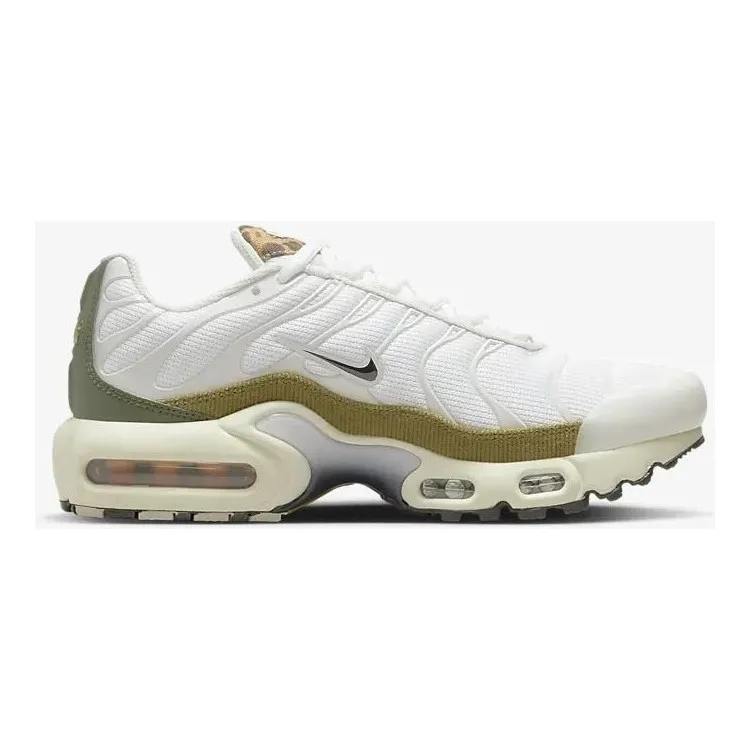Рисунок 3 - Nike Air Max Plus белые кроссовки