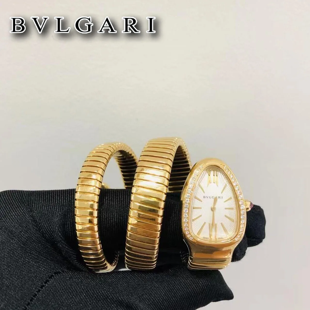 Bulgari стиль часы личность змеиный браслет новые легкие роскошные нишевые модные