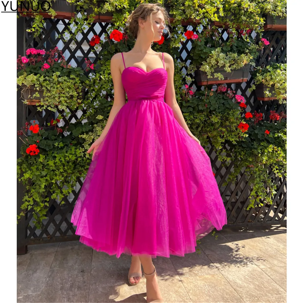 

YUNUO Hot Pink Short Prom DresseS Inseam Pockets A Line Spaghetti Straps vestidos de gala Homecoming Party Dress with Bow Belt