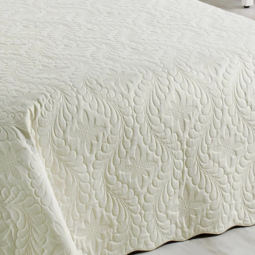 Стеганое покрывало из микрофибры стирающееся и отшлифованное | Дом сад