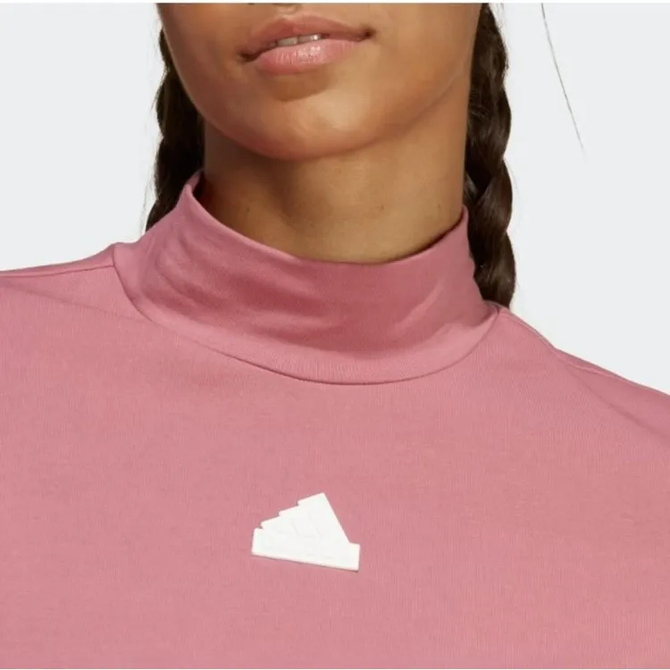 Рисунок 4 - Adidas Future Icons 3-полосатая