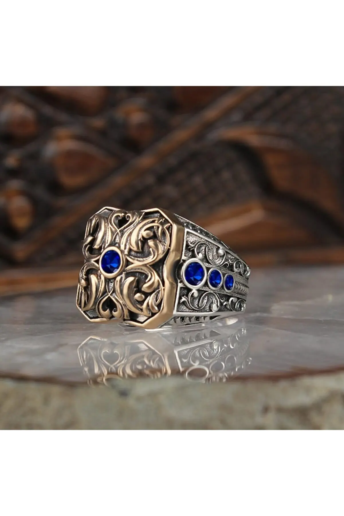 

Мужское кольцо из серебра 925 пробы, с фианитами