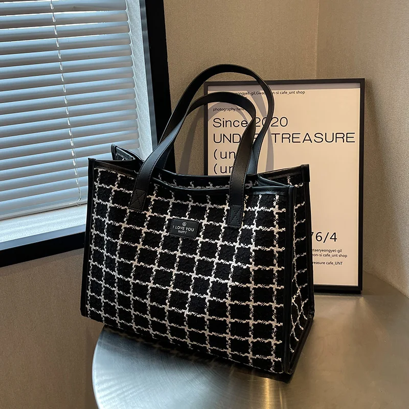 

New Autumn And Winter Large-Capacity Brand Plaid All-Match Western-Style High-Quality Texture Women'S Shoulder Tote Handbag