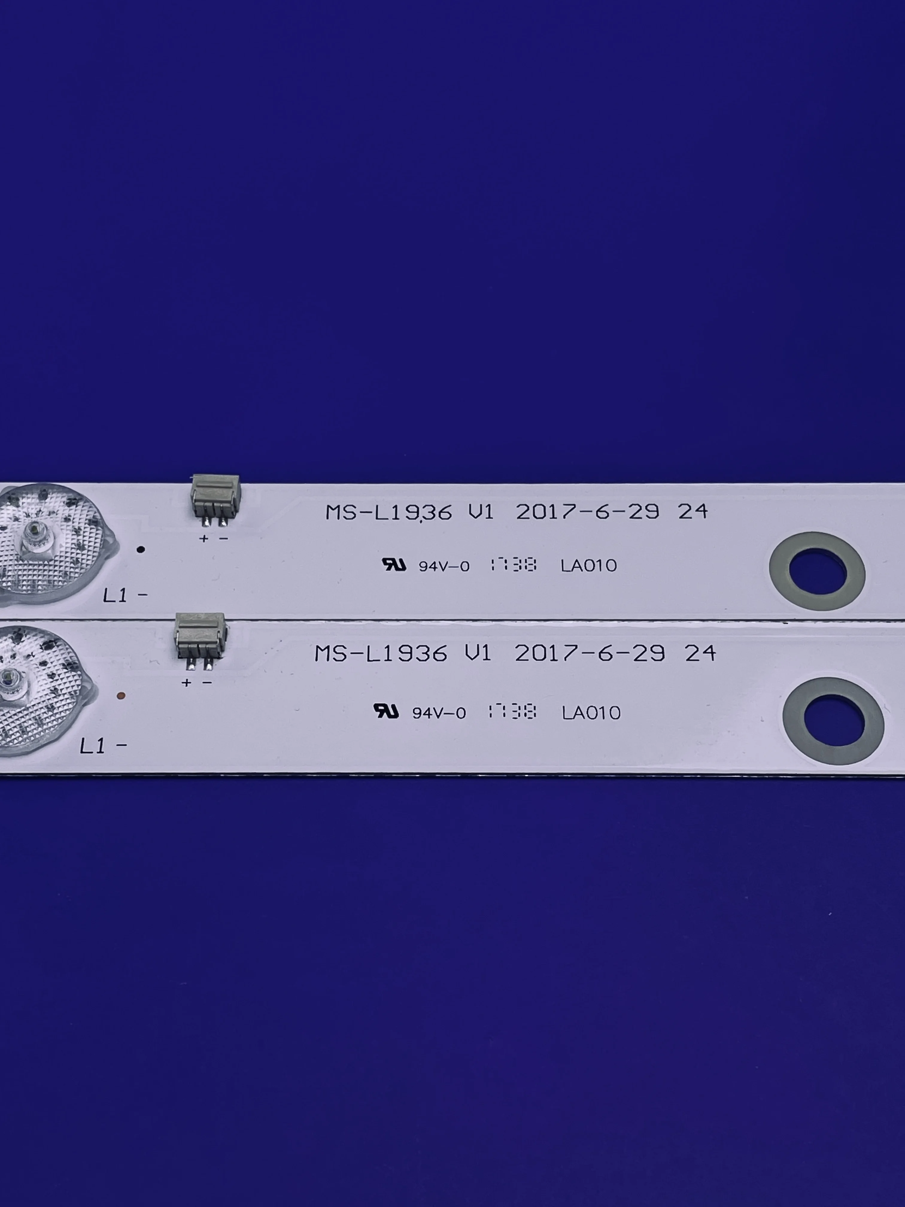 Фото LED подсветка для TV MS-L1936 JS-D-JP2420-041ES E24F2000 CX195DLEDM ERISSON 19LES16 SHIVAKI STV-20LED14 №3